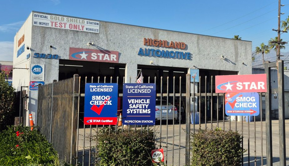 highland automotive outside signs